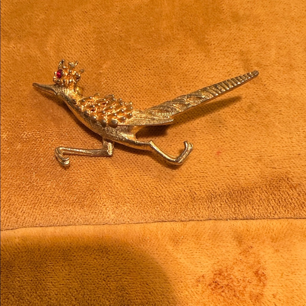 Hobe Bird Brooch with Red Gem